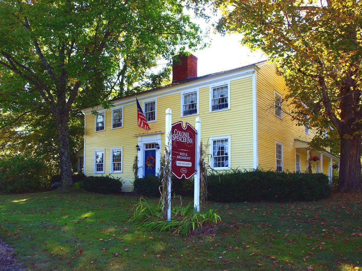 Colonel Spencer Inn Campton Exteriör bild